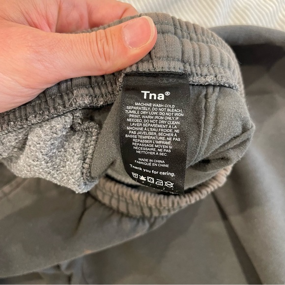 Aritzia Super Puff Super Fleece Oversized Sweatpants - washed green size M - Picture 5 of 9